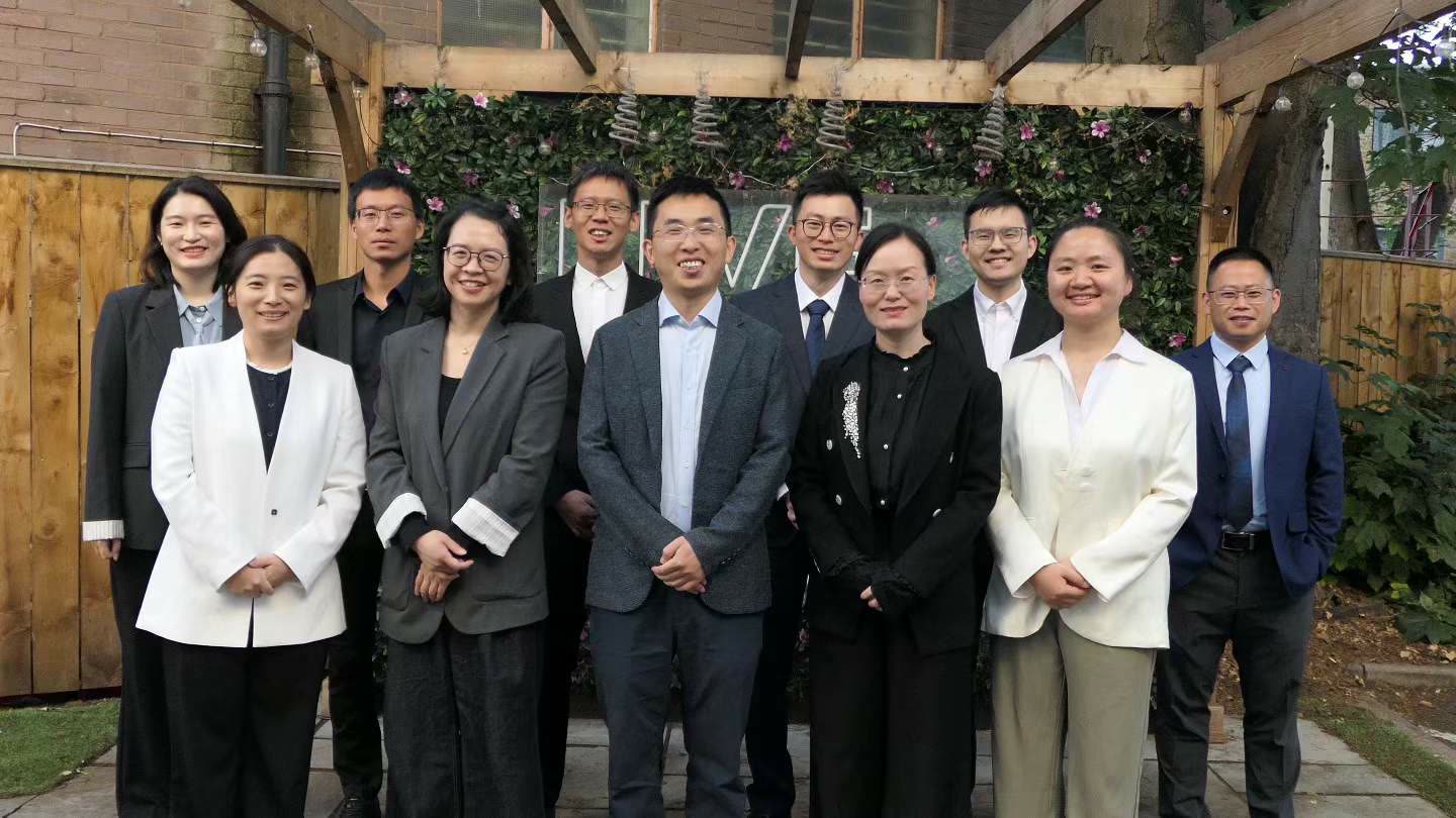 海外医友汇发起成员与参与医生合影
